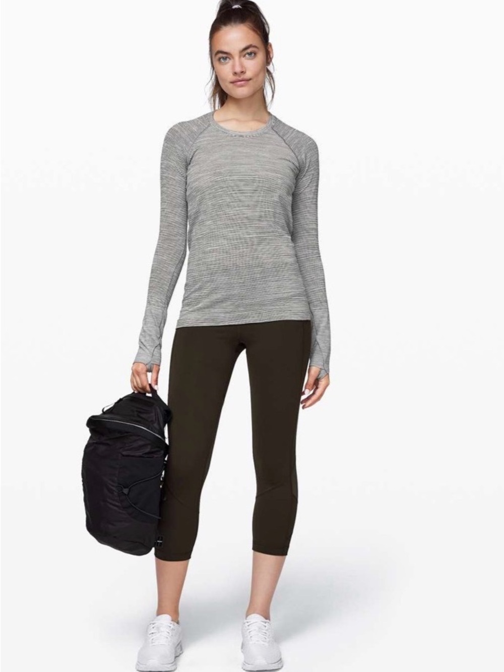 Lululemon | Swiftly Speed | Long Sleeve |
White / White / Black| Size S / 4